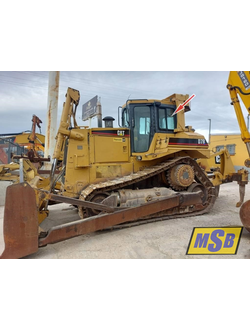 Левая форточка на Caterpillar D7R