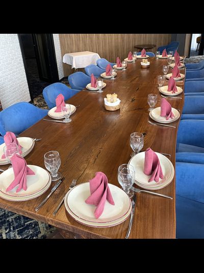 стол банкетный из слэбов карагача