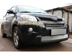 Защита радиатора Toyota Urban Cruiser 2009- chrome верх