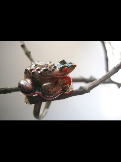 Фэнтезийное кольцо с опалом "Принц-лягушка Восточного Королевства"