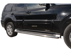 Защита штатного порога труба (сбоку) d53 для Mitsubishi Pajero IV (2006-2017)