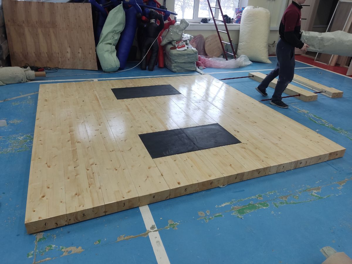 Помост тяжелоатлетический 3х3