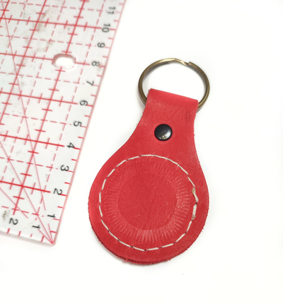 Брелок с принтом "Ведьмы повсюду!"