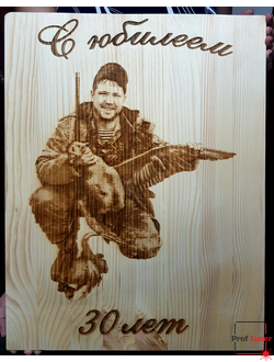 Гравировка по фото на деревянном щите 50х40