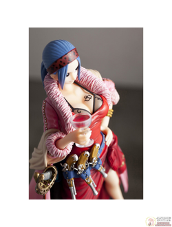 Фигурка 1/7  Виви Нефертари (Vivi Nefertari Pirate ver.)