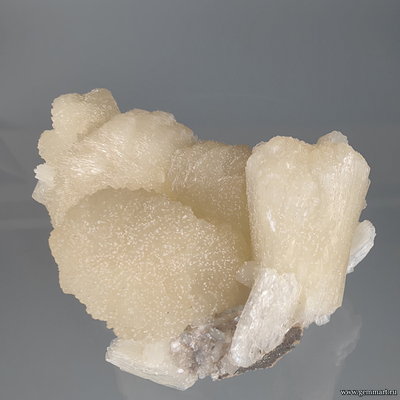 Стильбит. Индия. 93*60*46мм