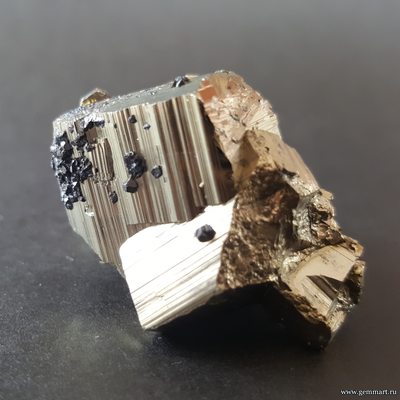 Пирит,  сросток кристаллов. Перу. 46*27*25мм