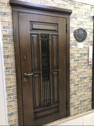 МЕТАЛЮКС (БЕЛАРУСЬ). ТИТУЛ 100 мм (ТРЕХКОНТУРНАЯ). ARTWOOD  ТЕМНЫЙ ОРЕХ/ ДУБ БЕЛОВЕЖСКИЙ.