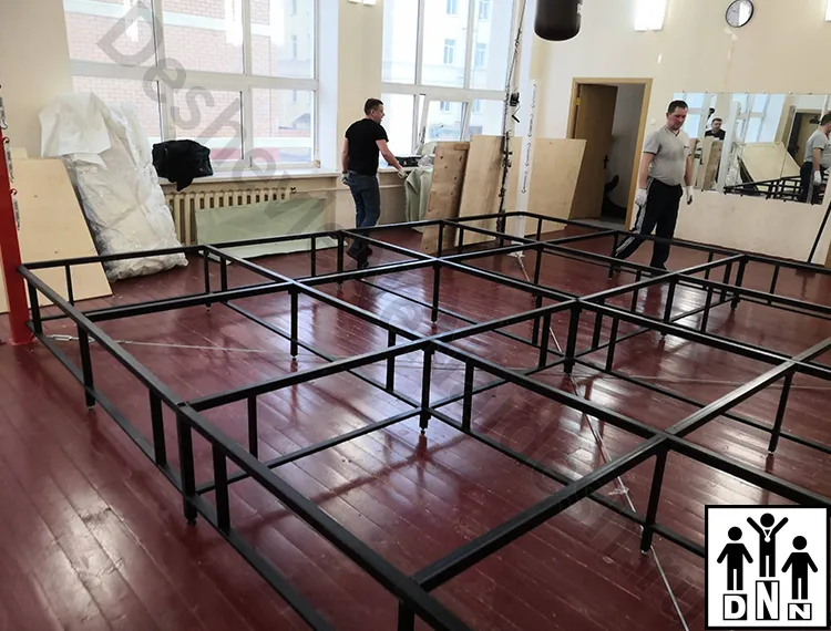 Монтаж ринга на помосте