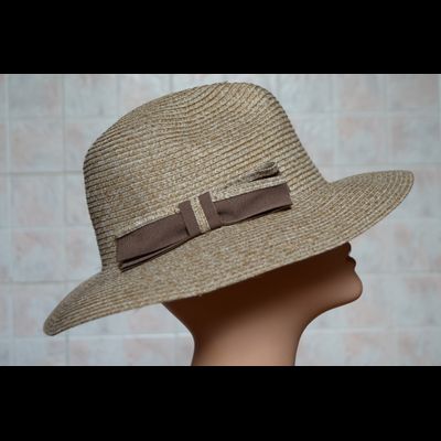 Шляпа Стефания Майороли 16165