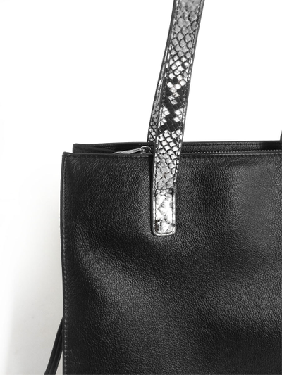 (АРТИКУЛ: 10117/2/5) СУМКА ЖЕНСКАЯ, БОЛЬШАЯ, НАТУРАЛЬНАЯ КОЖА, ЧЕРНАЯ,  ЧЕРНО-БЕЖЕВЫЕ "ПИТОН" РУЧКИ ЧЕРЕЗ ПЛЕЧО