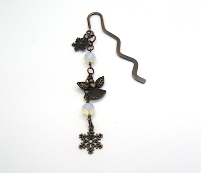 Закладка "Зимний Ангел" с опалами