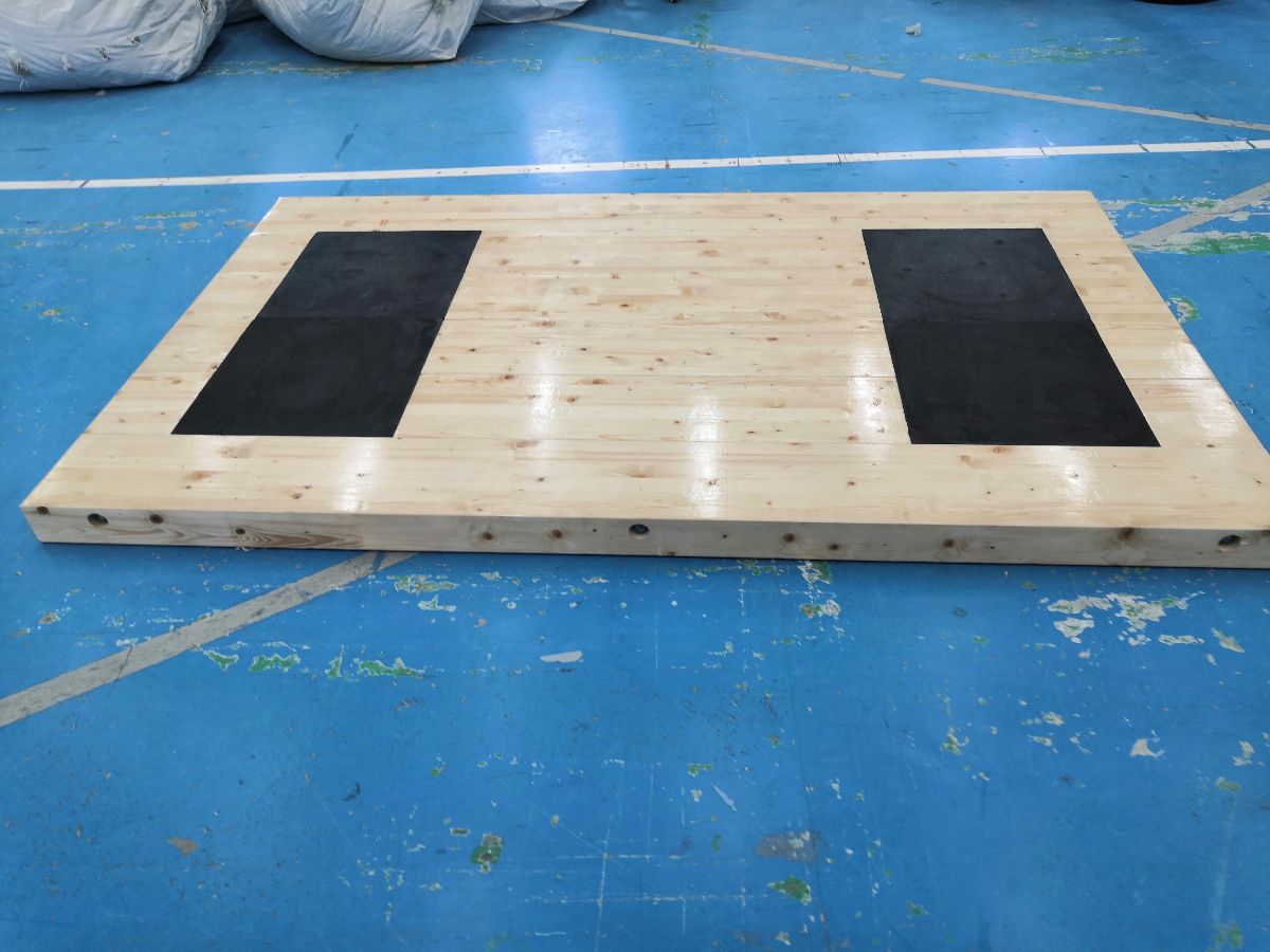 Помост тяжёлоатлетический (для становой) 2,5х1,5х0,1м, рез. Амортизаторы: 1х0,5х0,04м