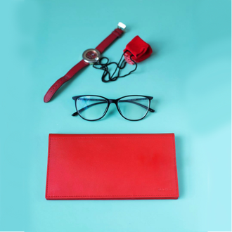 кошелек красный из кожи