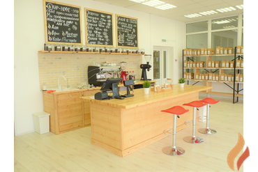 Магазин шоу-рум "Жар-Кофе" работает ежедневно с 10 до 19. Дегустация кофе перед покупкой.