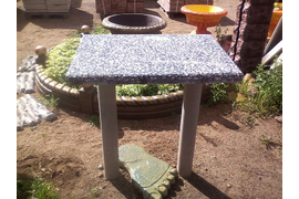 Столики, скамейки