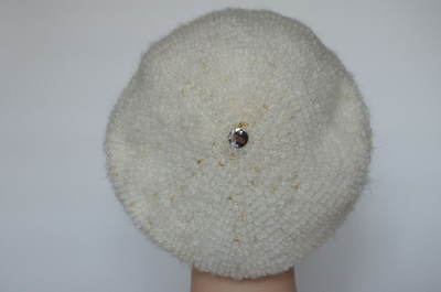 Берет Vizio  6970 B белый