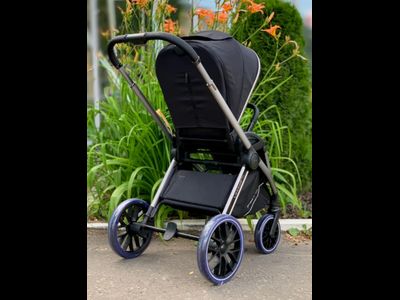 Детская коляска 3 в 1 Luxmom 811X Черный