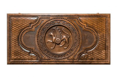 Нарды резные c шашками "Герб Татарстана" от мастера Магомеда Расулова