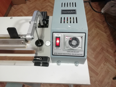 Импульсный запайщик с обрезкой SFTD-400