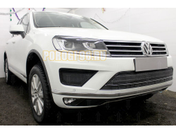 Защита радиатора Volkswagen Touareg II 2014-2018 (2 части) black боковая часть PREMIUM (кроме R-Line)