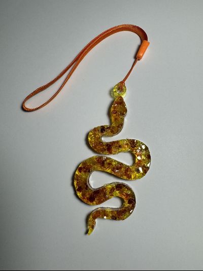 Подвеска в авто змея