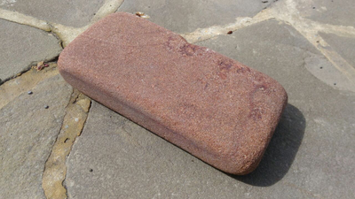 Брусчатка из камня, красная