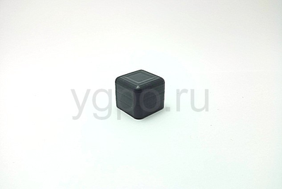 Заглушка пластиковая 15х15 мм для труб