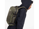 Парень с рюкзаком Eastpak Tecum M CNNCT Khaki