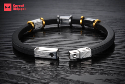 браслет из каучука и стали