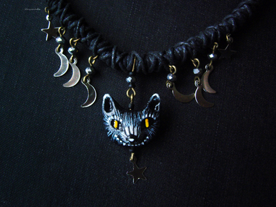 "Серенький волчок - звёздный пастушок", плетёное колье в стиле фэнтези