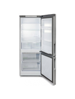 двухкамерный холодильник с нижним расположением морозильной камеры в серебристом цвете