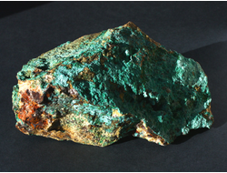 Хризоколла на породе