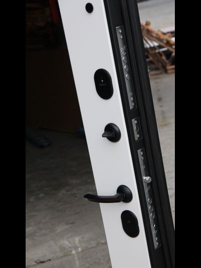 ЙОШКАР-ОЛА (РОССИЯ) ФЕРРОНИ. ПРОТЕЯ 90/105 мм. САТИН ЧЕРНЫЙ/ ЭМАЛИТ БЕЛЫЙ-ЗЕРКАЛО