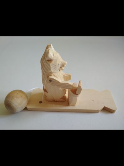 Богородская игрушка "Медведь кузнец"