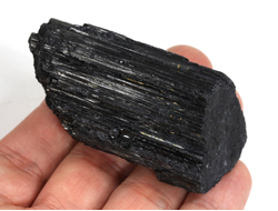 Турмалин чёрный (шерл), кристалл необработанный, Бразилия (69*35*29 мм, 140 г) №37616