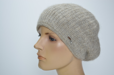 Бежевый итальянский берет мохер альпака