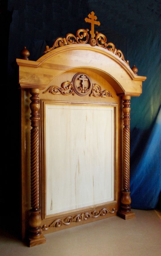 Напольный киот с иконной доской