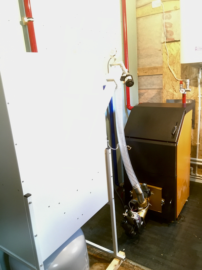 Ретортная горелка Бегемот RZ 1-15 с бункером 230 литров, с бункером 100 литров, со шнеком.