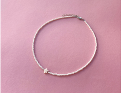 Чокер со звездочкой бисер