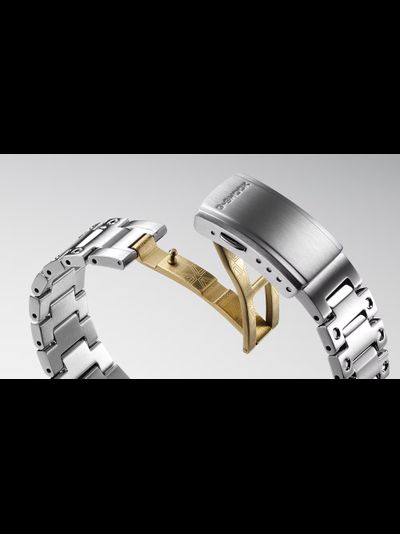 Часы Casio G-Shock GMW-B5000SS-2