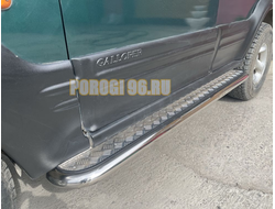 Пороги с накладным листом d53 для Hyundai Galloper (1995-2003)