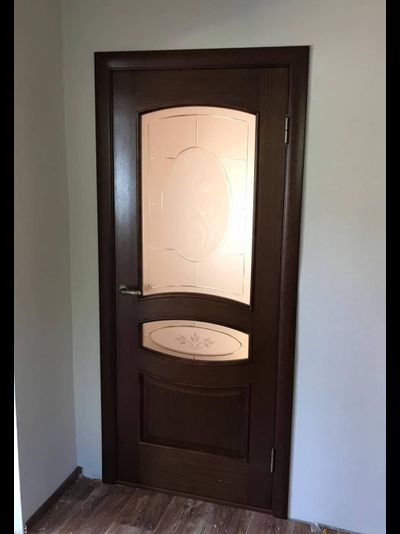 ЛАЙНДОР (УЛЬЯНОВСК)/ МОДЕЛЬ АЛИНА/ ШПОН FINE-LINE/ ТОН 2 (ОРЕХ)