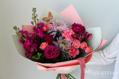 Букет цветов на 8 марта № 701