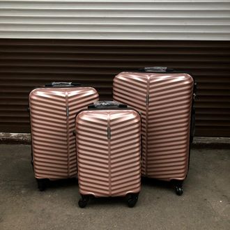 Пластиковый чемодан  Баолис пудровый размер L