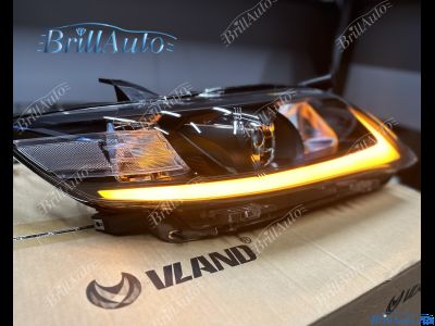 Фары Toyota Camry 40 в стиле Lexus бегающие