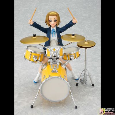 Фигурка фигма Рицу Тайнака (figma Tainaka Ritsu School Uniform Ver.)