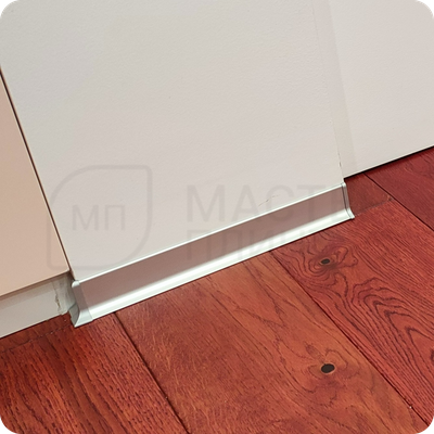 Плинтус алюминиевый ПЛ-40 3000х40х10 мм. Серебро матовое