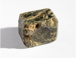 Вилуит, кристалл, Якутия (21*15*15 мм, 15 г) №18712