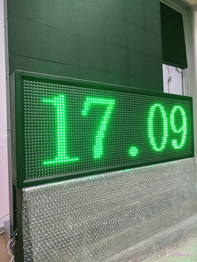 Уличные часы-[88:88]-t-370х1010мм (зеленые)